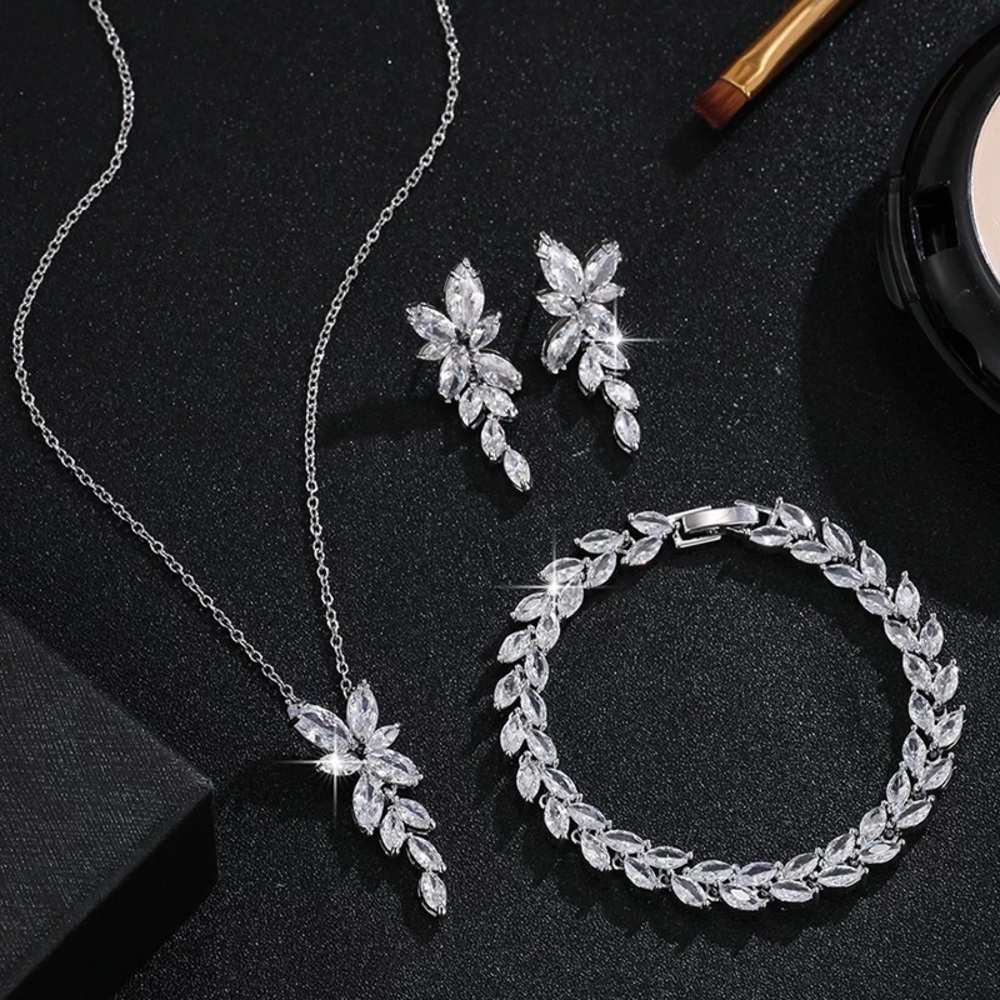 Zara Fine Mini Marquise Crystal Large Long Leaf Shaped Pendant Necklace Wheat